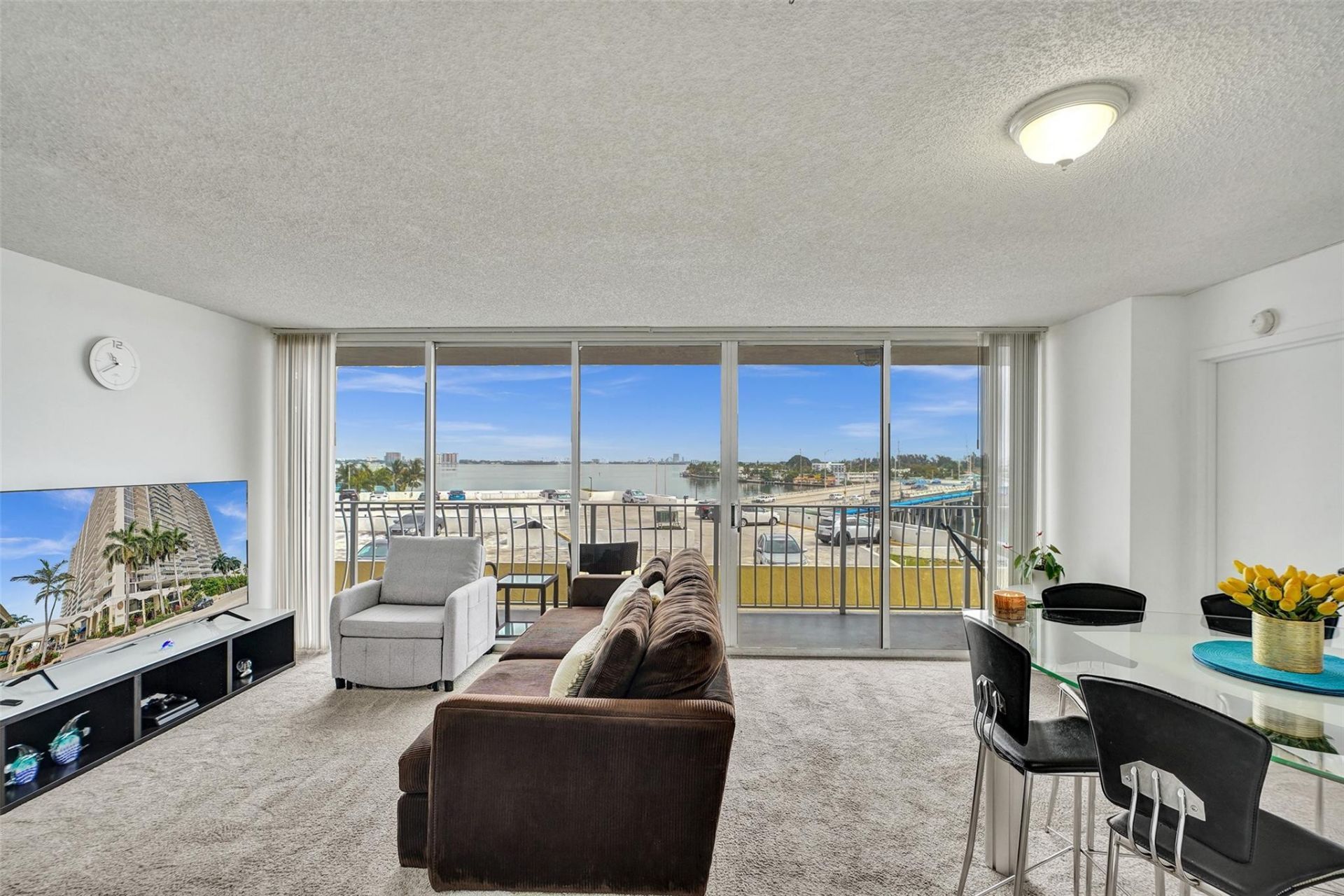 7601 E Treasure Drive, Unit 617, North Bay Village, FL 33141 Photo