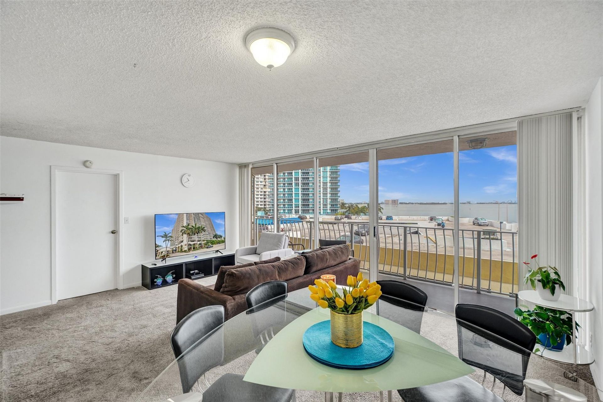 7601 E Treasure Drive, Unit 617, North Bay Village, FL 33141 Photo