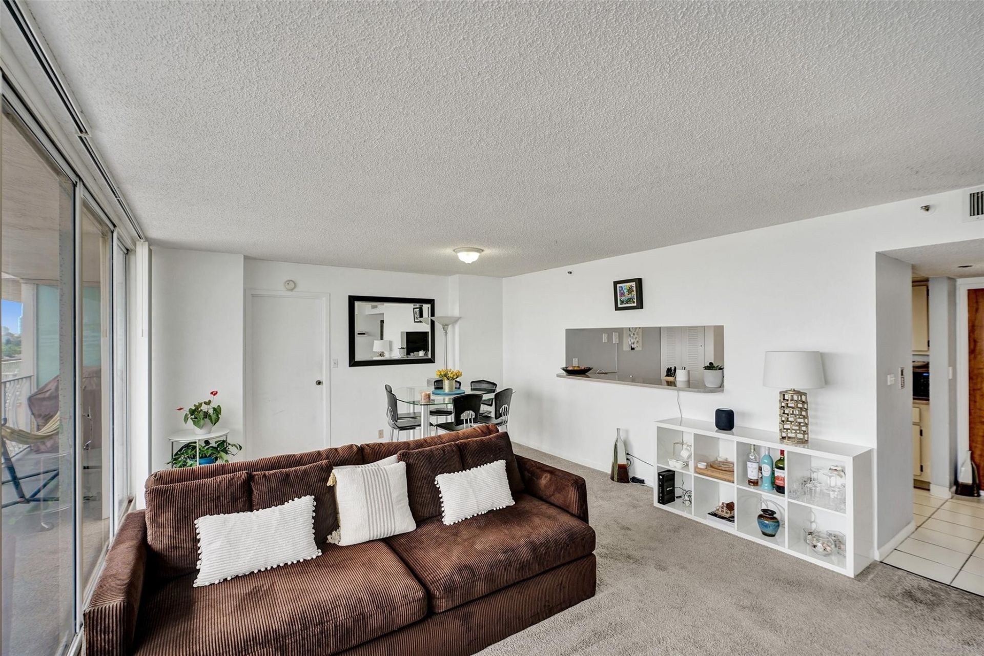 7601 E Treasure Drive, Unit 617, North Bay Village, FL 33141 Photo