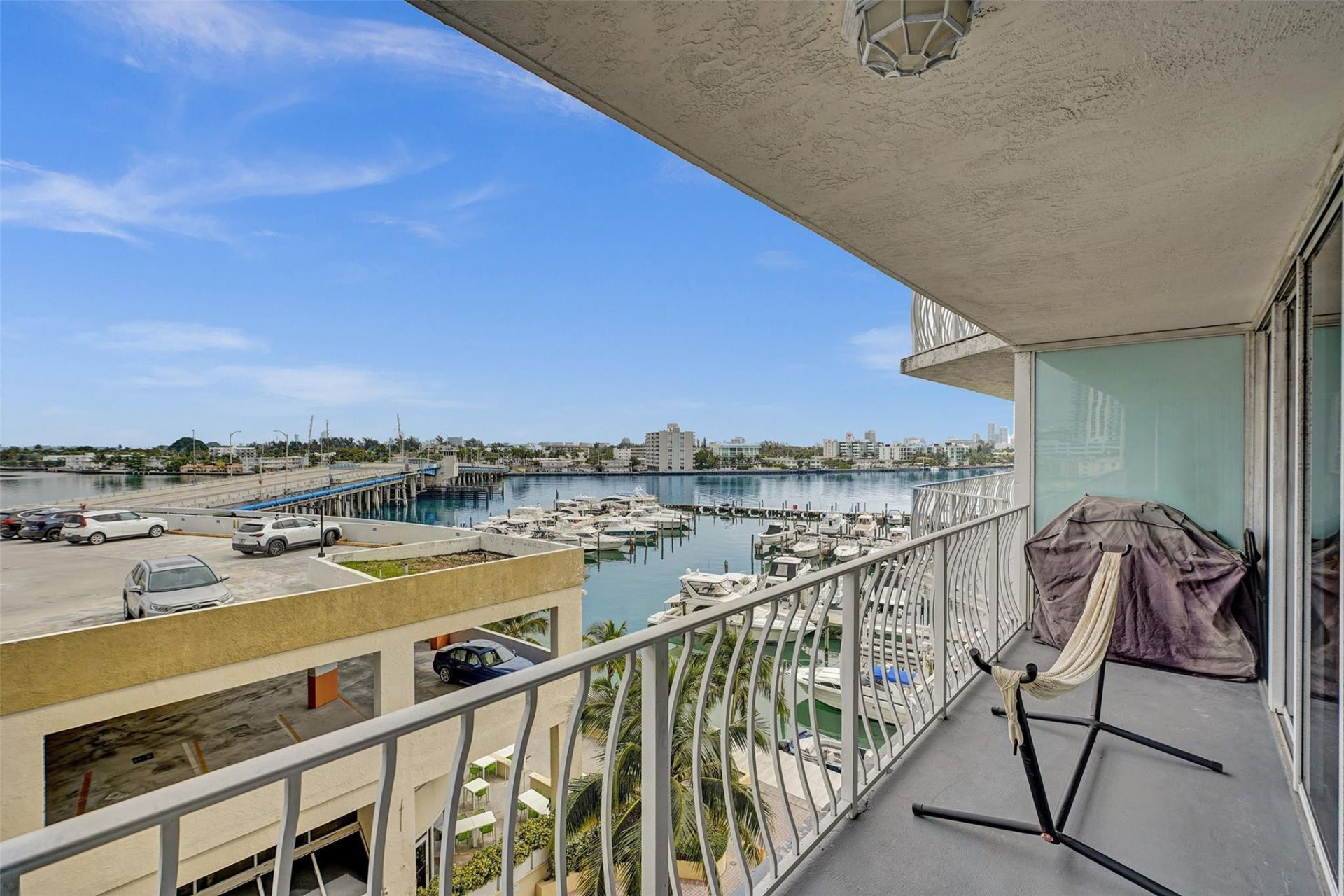 7601 E Treasure Drive, Unit 617, North Bay Village, FL 33141 Photo