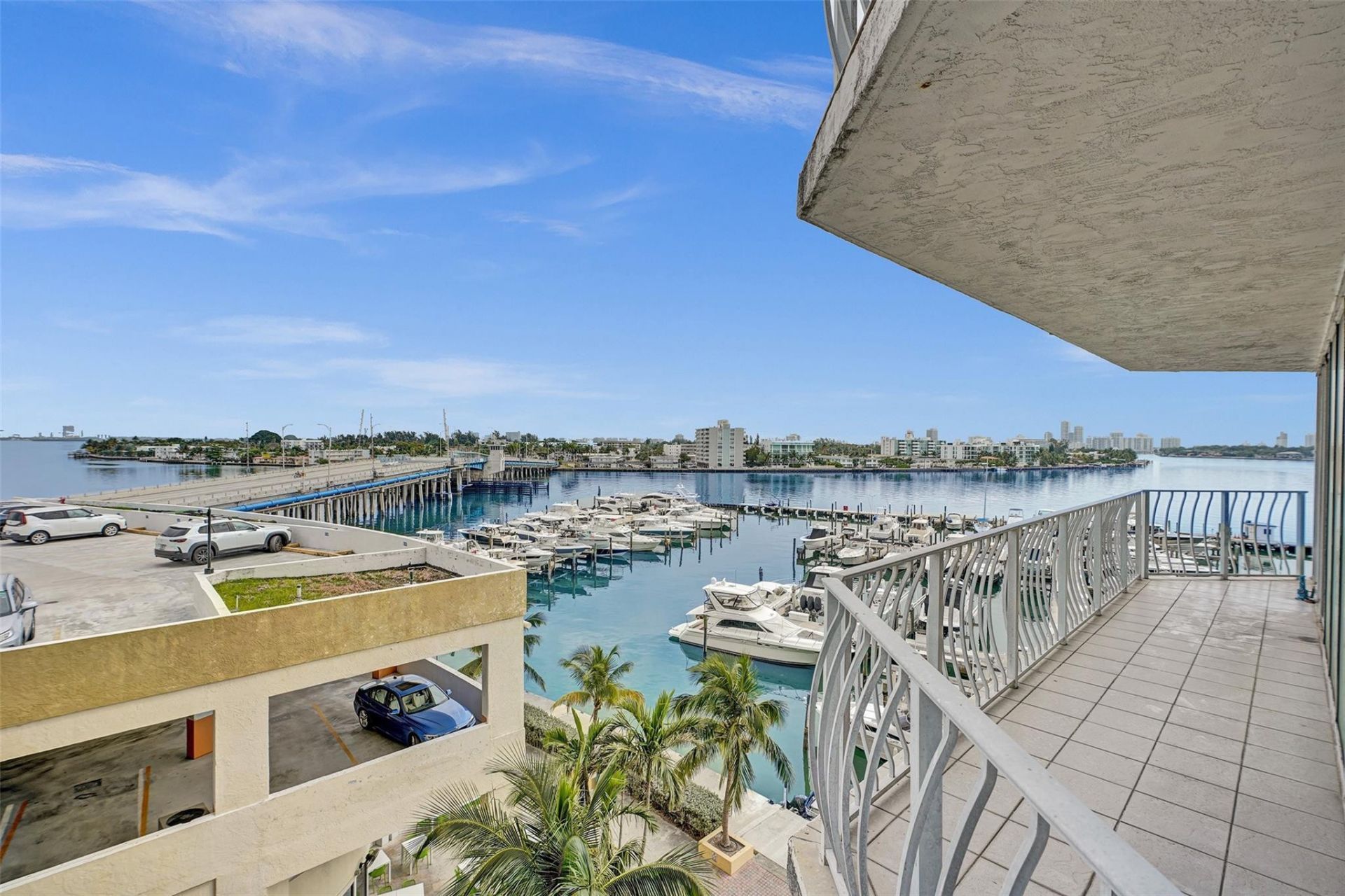 7601 E Treasure Drive, Unit 617, North Bay Village, FL 33141 Photo