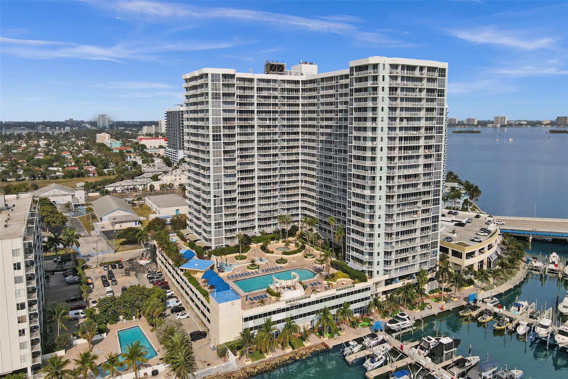 7601 E Treasure Drive, Unit 617, North Bay Village, FL 33141 Photo