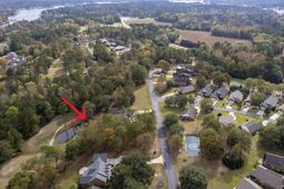 5 Fairway Drive photo 4