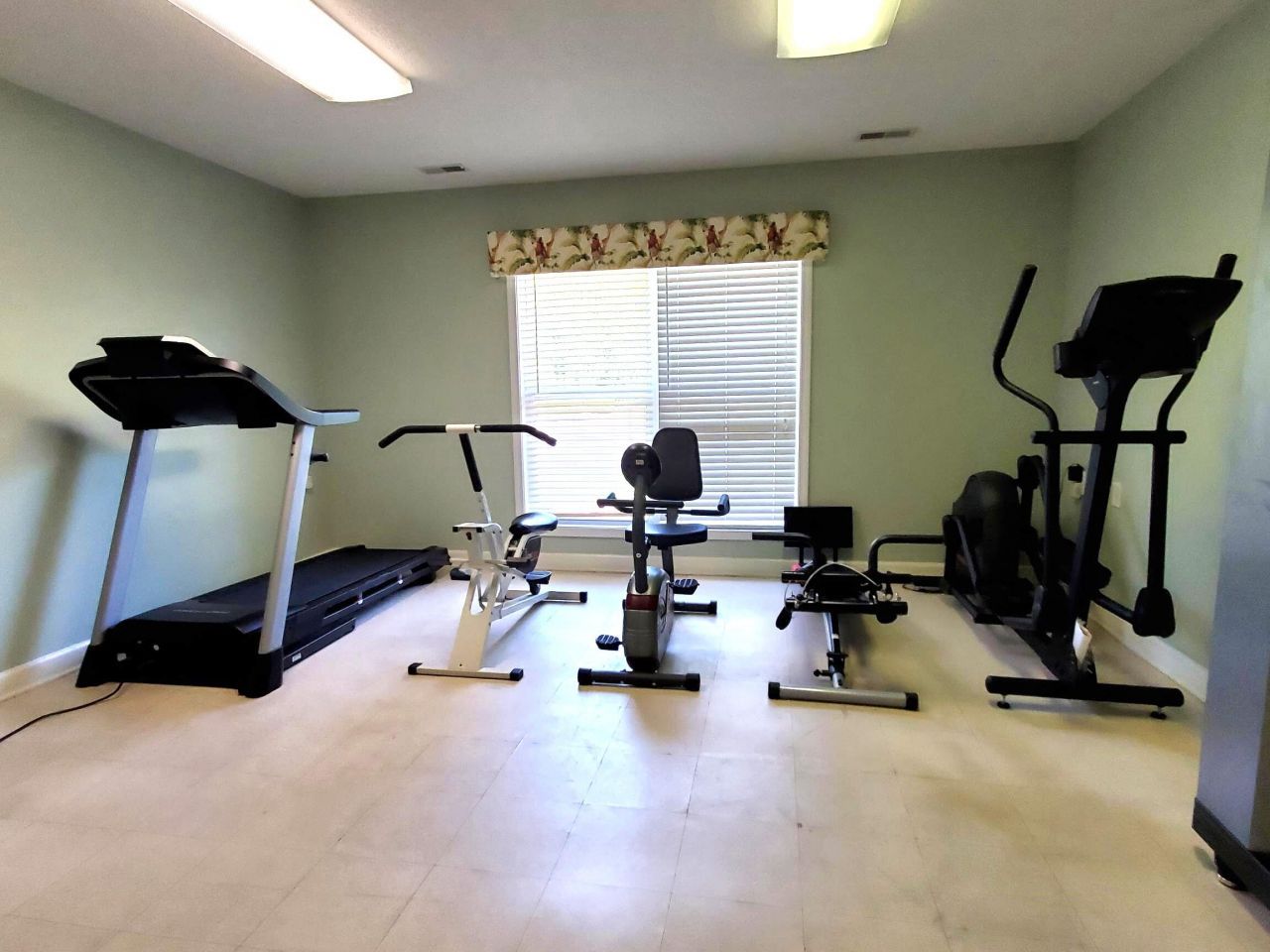 5 Fairway Drive Photo 25