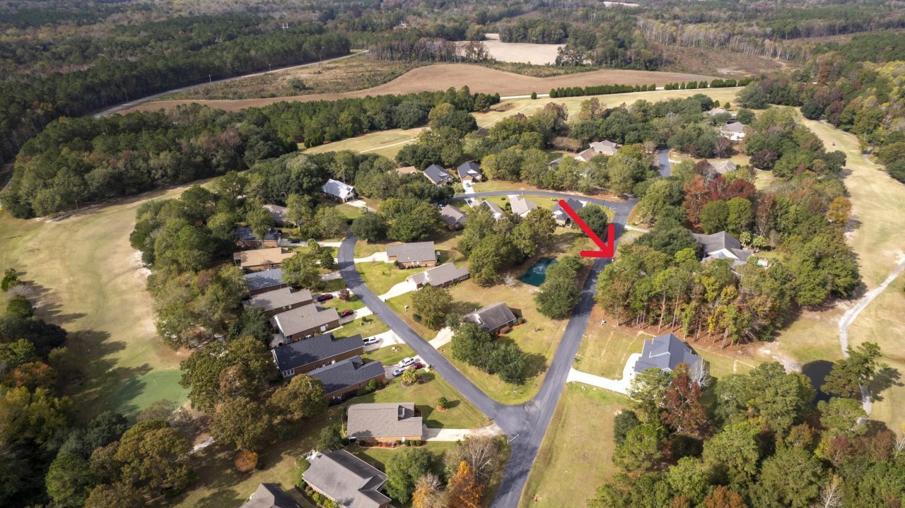 5 Fairway Drive Photo 4