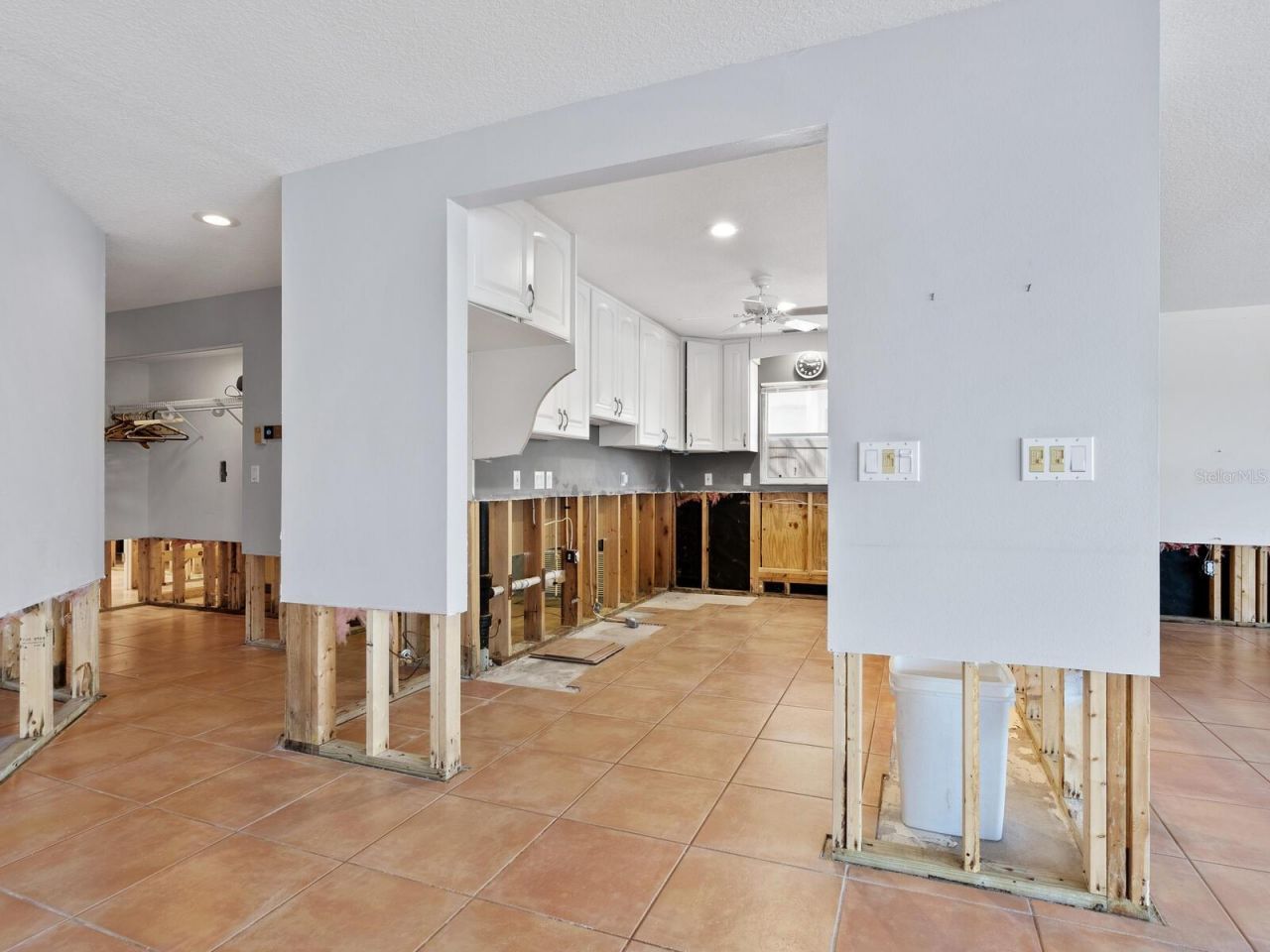 1374 Moonmist Drive, Unit B1, Sarasota, FL 34242 Photo