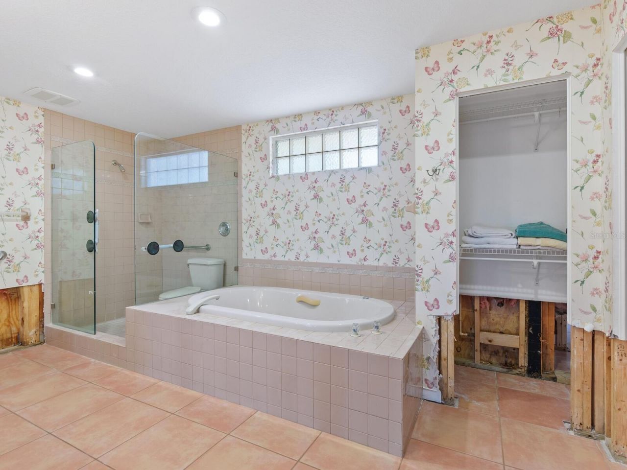 1374 Moonmist Drive, Unit B1, Sarasota, FL 34242 Photo