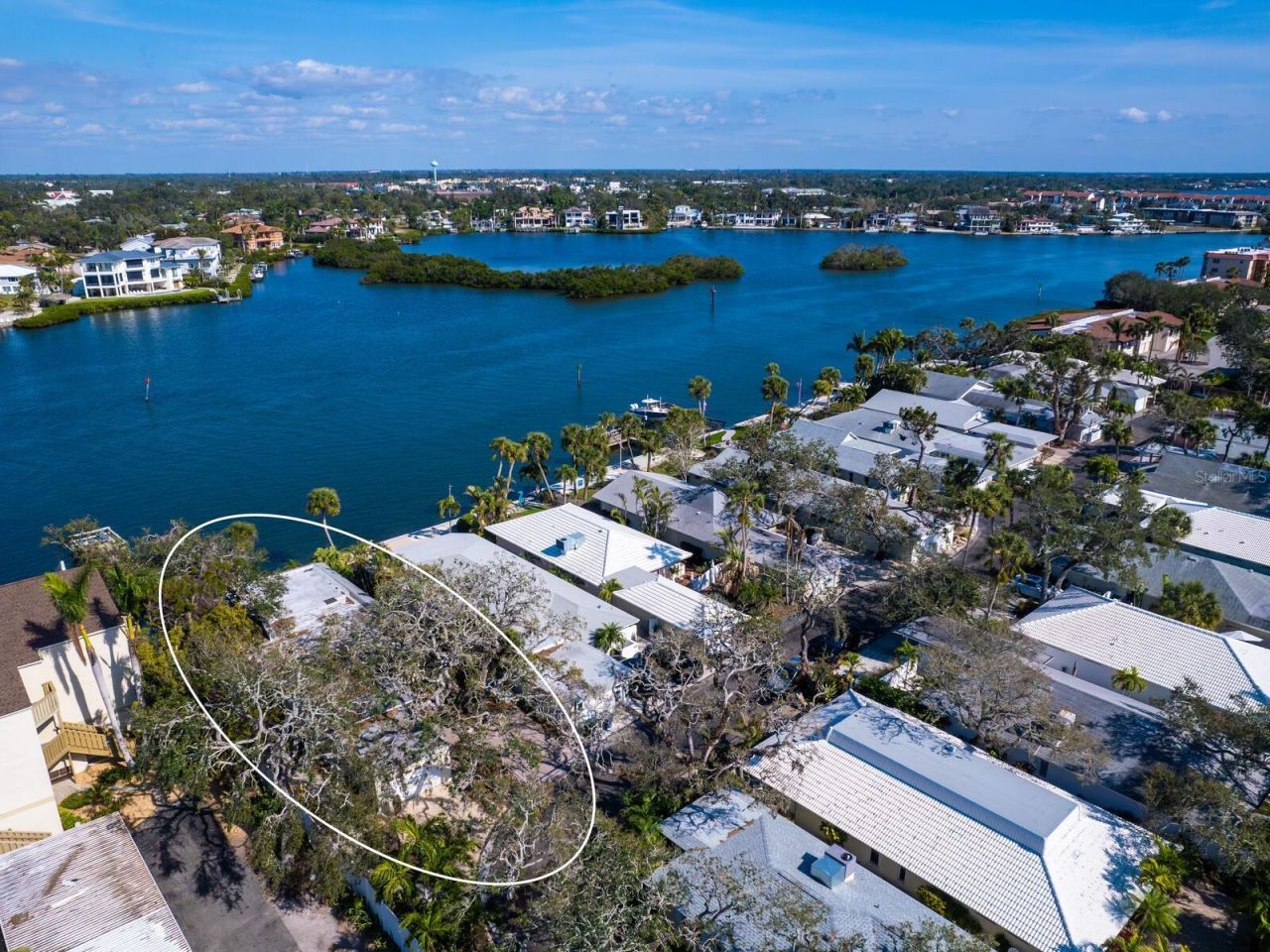 1374 Moonmist Drive, Unit B1, Sarasota, FL 34242 Photo