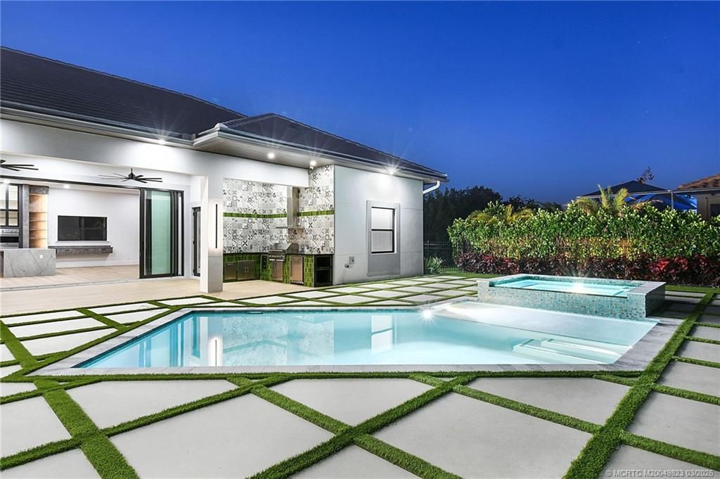 179 SE Via Terra Bella, Port Saint Lucie, FL 34952 Photo