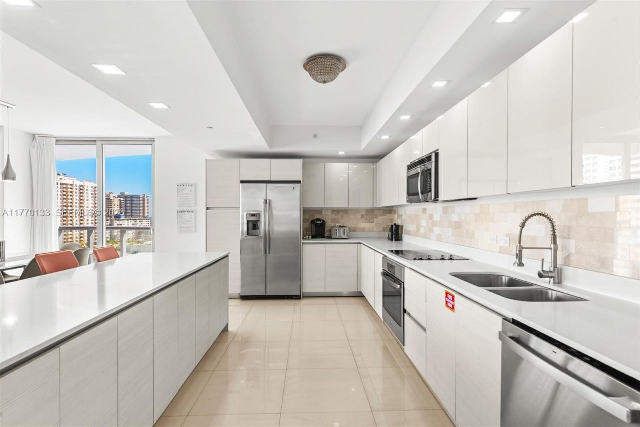 2600 E Hallandale Beach Blvd, Unit T1001, Hallandale Beach, FL 33009 Photo