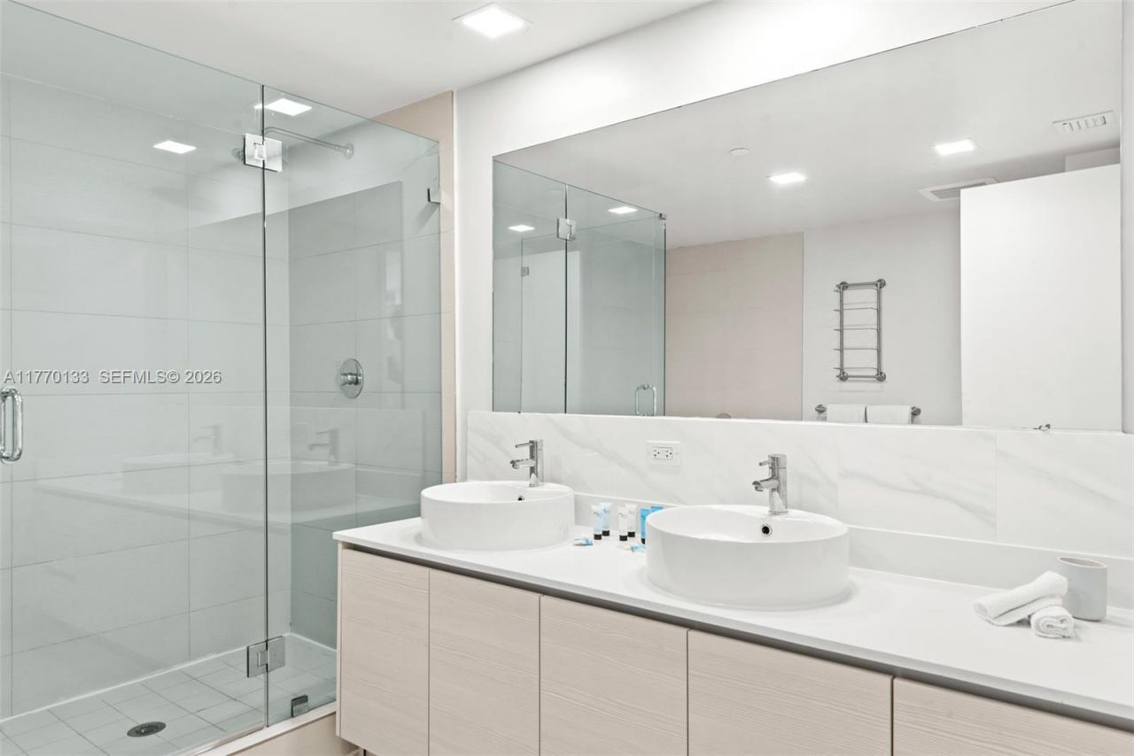 2600 E Hallandale Beach Blvd, Unit T1001, Hallandale Beach, FL 33009 Photo