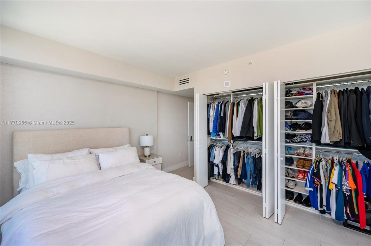 460 NE 28th St, Unit 3208, Miami, FL 33137 Photo