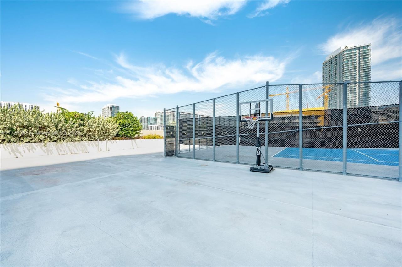 460 NE 28th St, Unit 3208, Miami, FL 33137 Photo