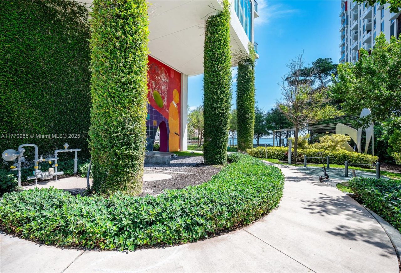 460 NE 28th St, Unit 3208, Miami, FL 33137 Photo