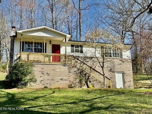 196 POPLAR Drive, New Tazewell, TN 37825