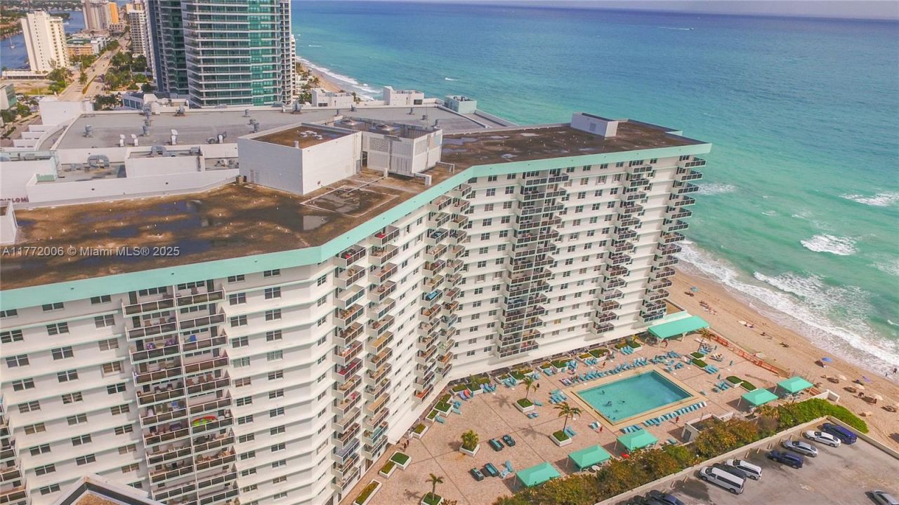 3725 S Ocean Dr, Unit PH18, Hollywood, FL 33019 Photo