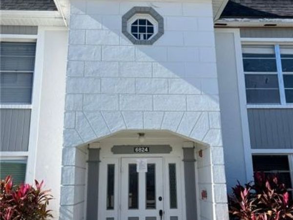6824 Sandtrap DR, Unit 4, FORT MYERS, FL 33919