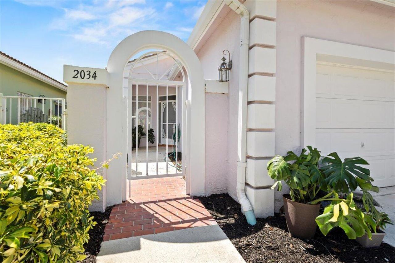 2034 SW Olympic Club Terrace, Palm City, FL 34990 Photo