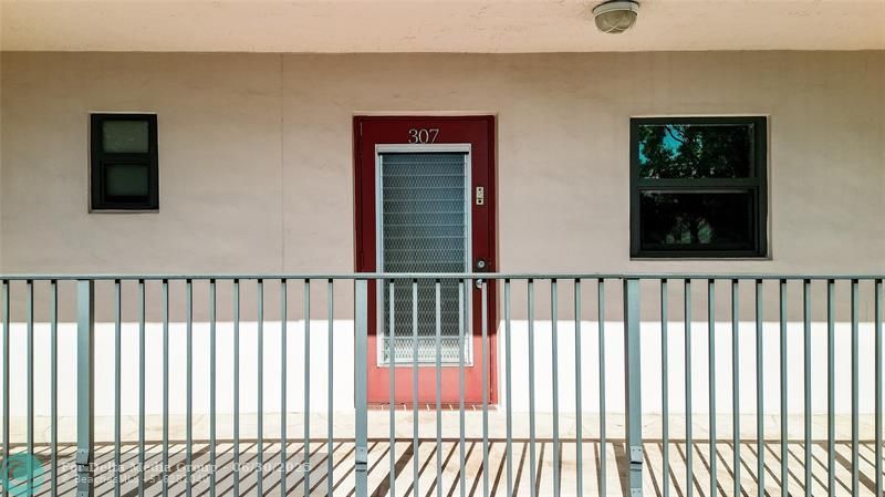10123 Sunrise Lakes Boulevard, Unit 307, Sunrise, FL 33322 Photo