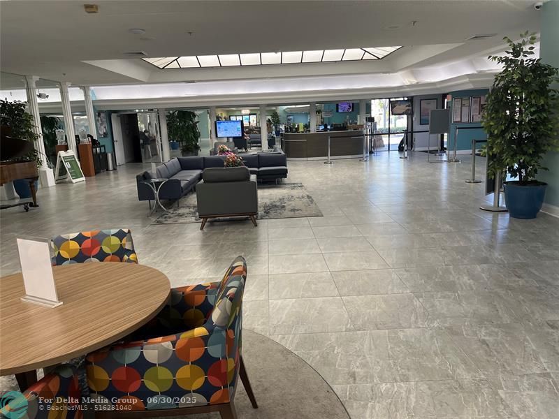 10123 Sunrise Lakes Boulevard, Unit 307, Sunrise, FL 33322 Photo