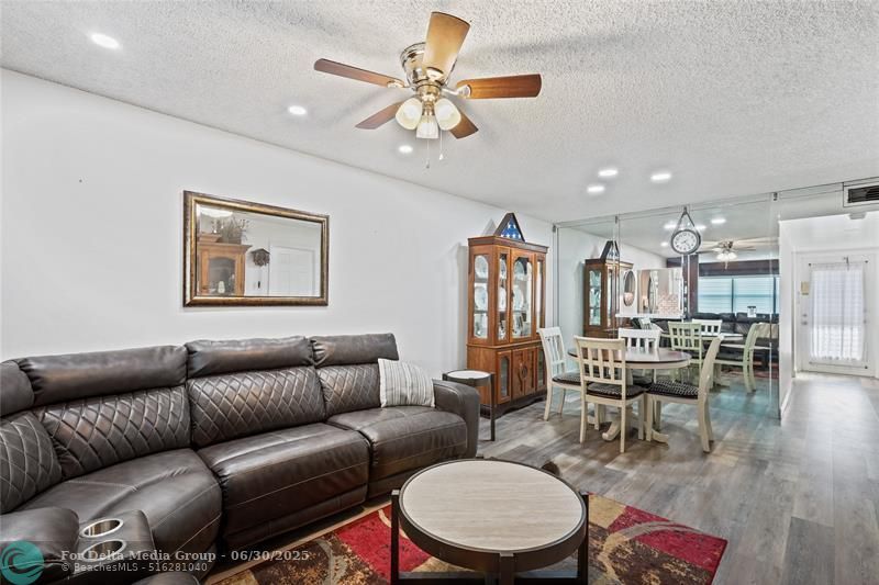10123 Sunrise Lakes Boulevard, Unit 307, Sunrise, FL 33322 Photo