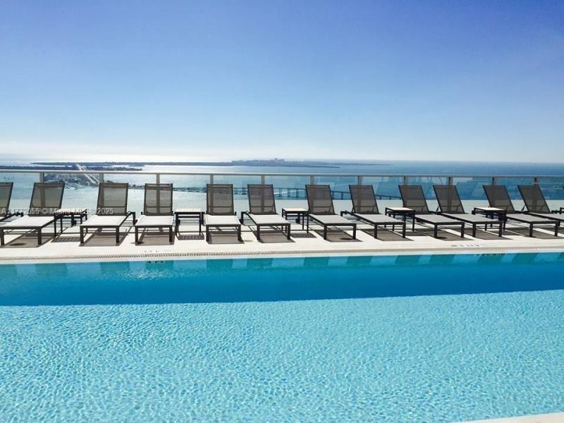 1300 Brickell Bay Dr, Unit 1107, Miami, FL 33131 Photo