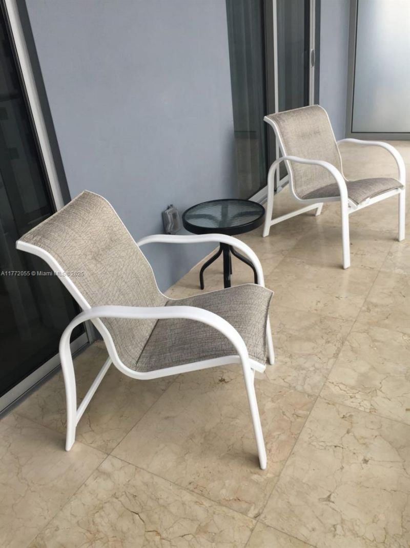 1300 Brickell Bay Dr, Unit 1107, Miami, FL 33131 Photo