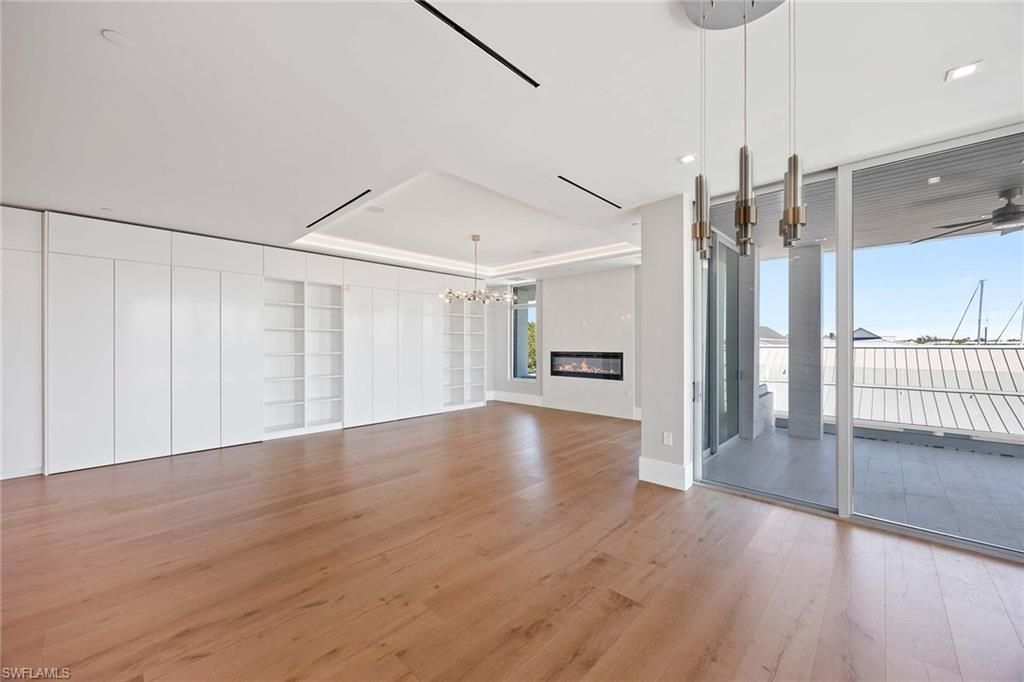 1165 8th St S, Unit 201, Naples, FL 34102 Photo