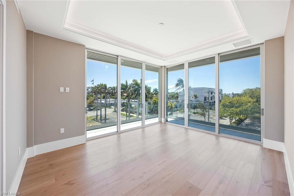 1165 8th St S, Unit 201, Naples, FL 34102 Photo