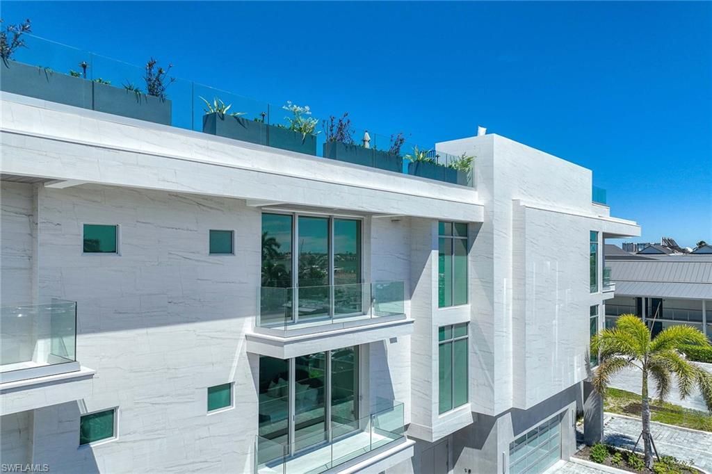 1165 8th St S, Unit 201, Naples, FL 34102 Photo