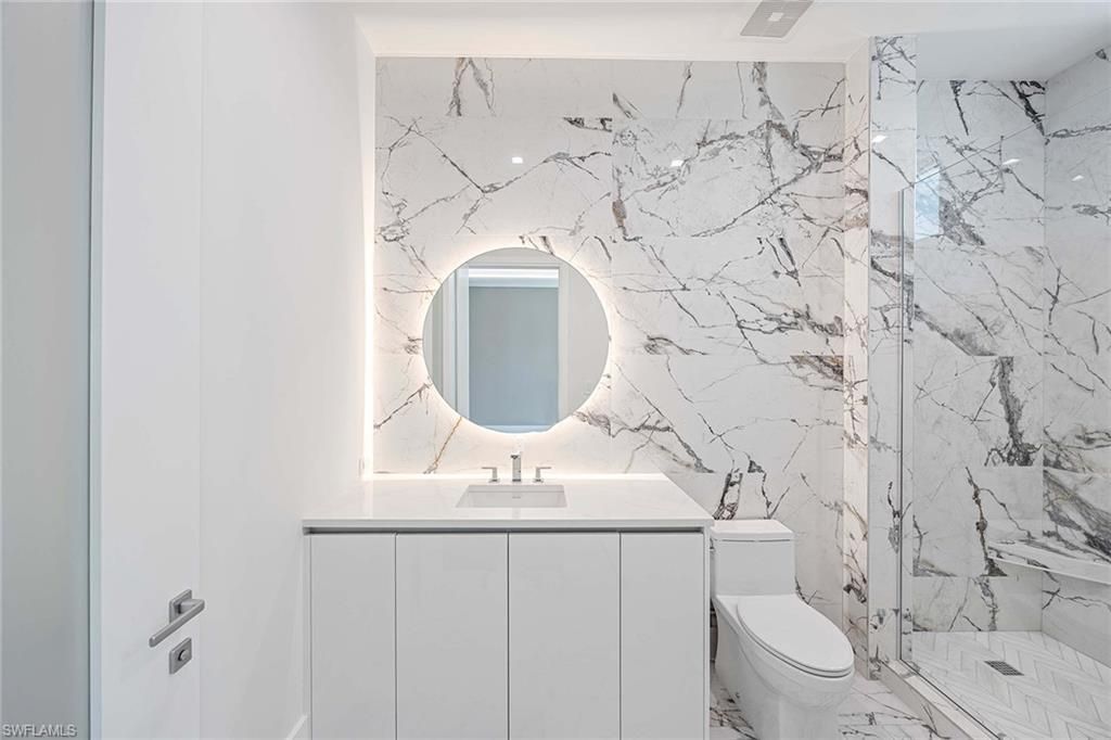 1165 8th St S, Unit 201, Naples, FL 34102 Photo