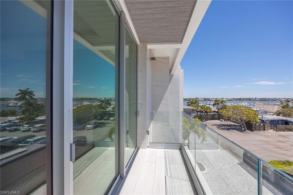 1165 8th St S, Unit 201, Naples, FL 34102 Photo