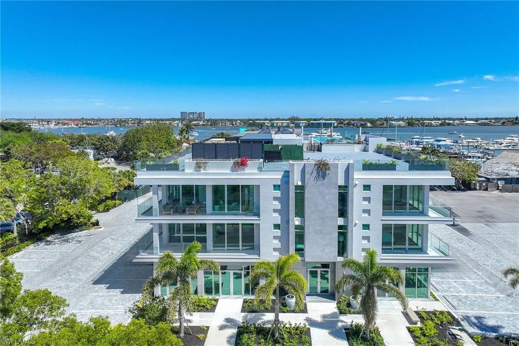 1165 8th St S, Unit 201, Naples, FL 34102 Photo