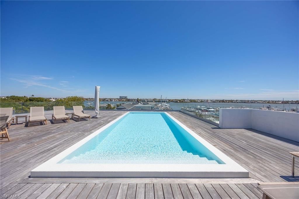 1165 8th St S, Unit 201, Naples, FL 34102 Photo