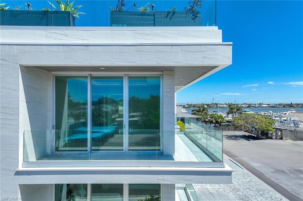 1165 8th St S, Unit 201, Naples, FL 34102 Photo