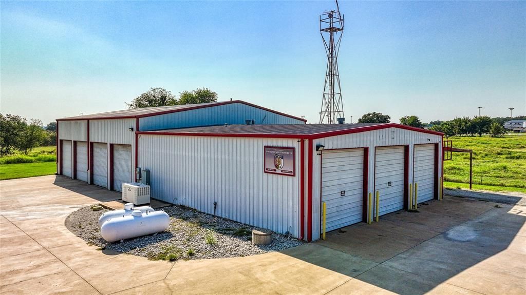 221 Judd Street, Weatherford, TX 76088 Main Photo