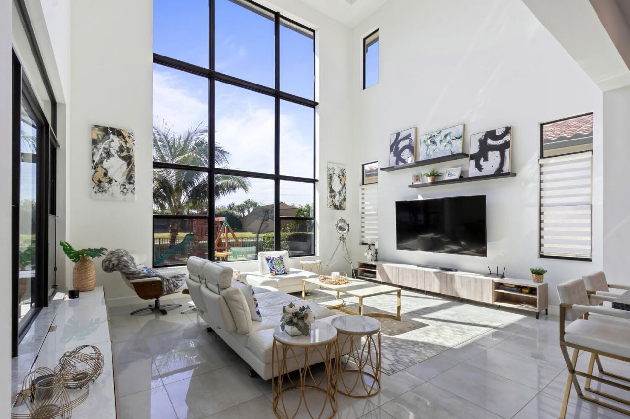 8451 Grand Prix Lane, Boynton Beach, FL 33472 Photo