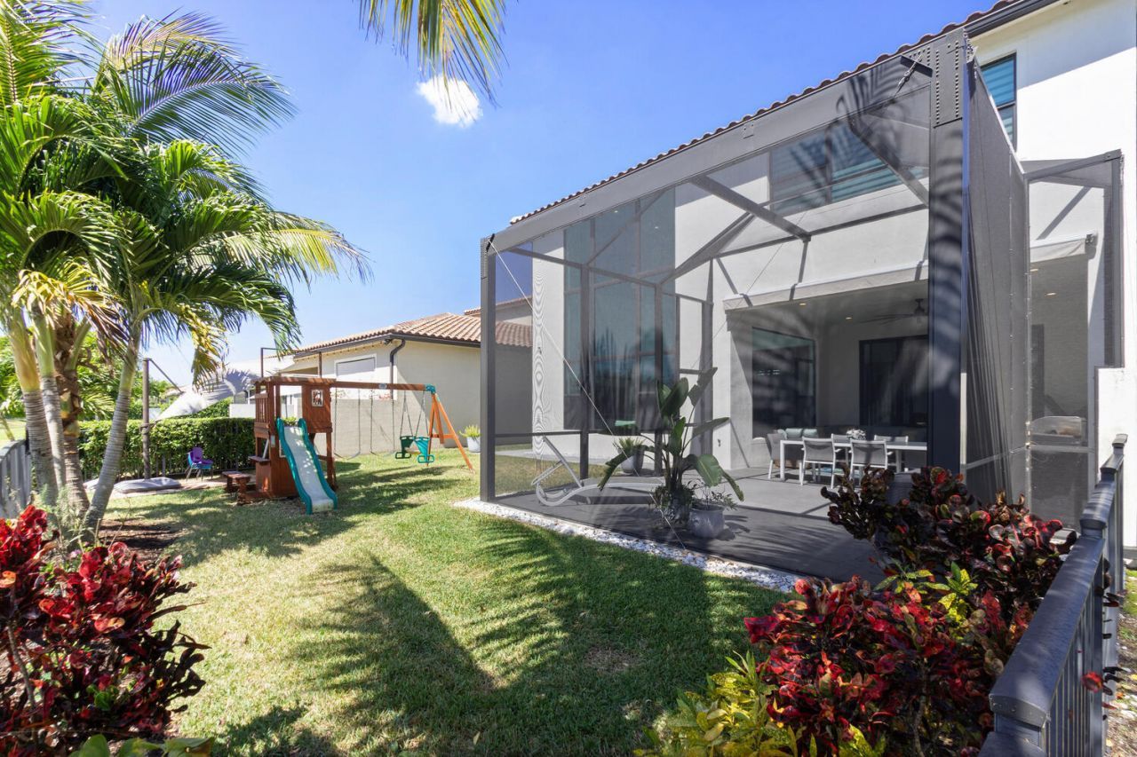 8451 Grand Prix Lane, Boynton Beach, FL 33472 Photo