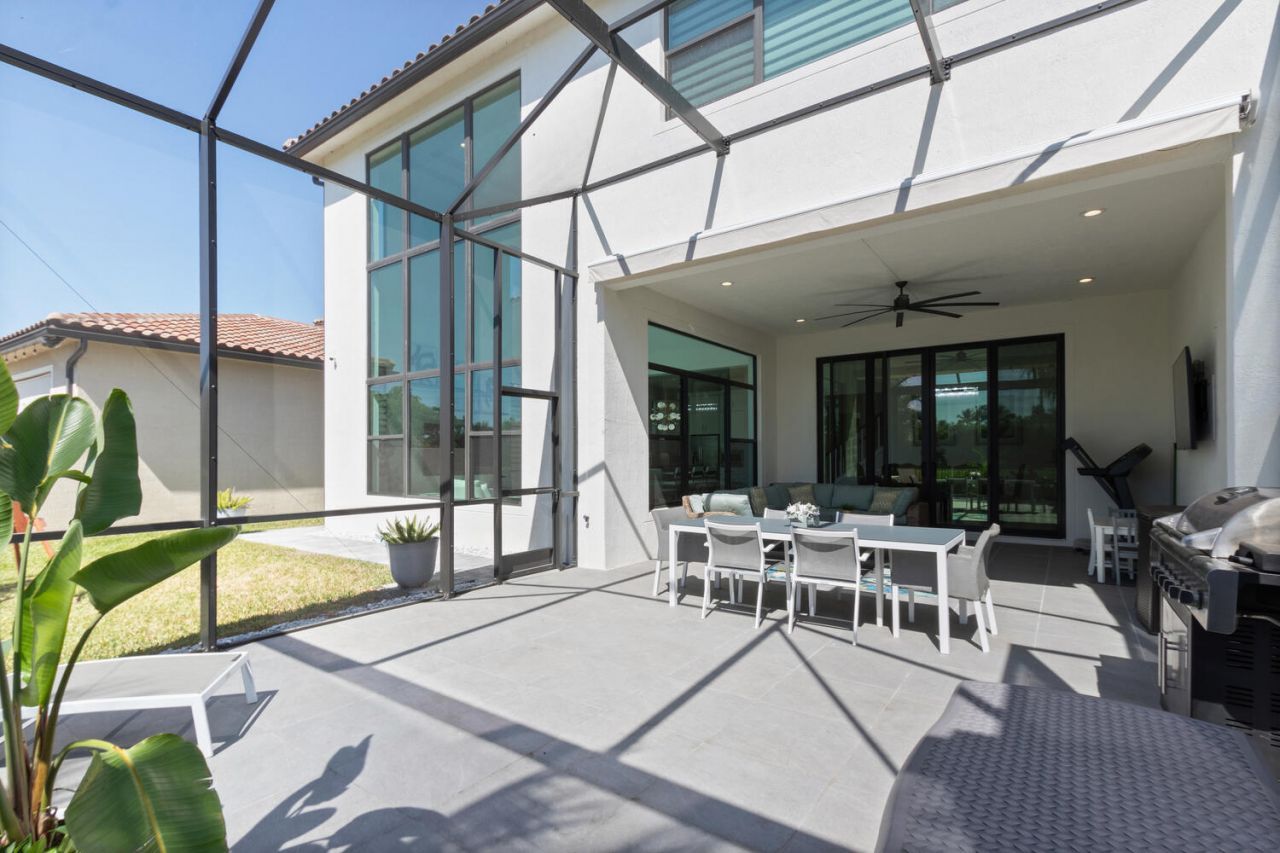 8451 Grand Prix Lane, Boynton Beach, FL 33472 Photo