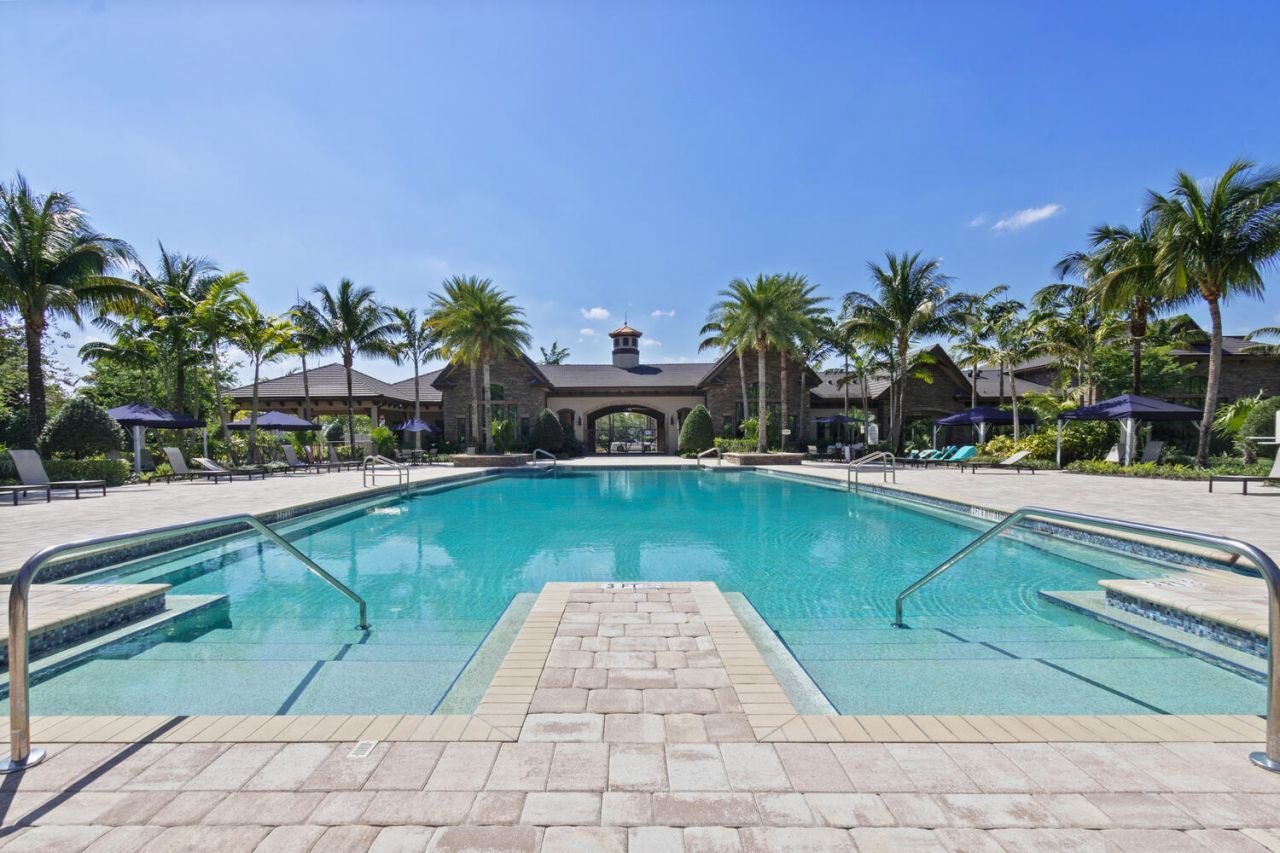 8451 Grand Prix Lane, Boynton Beach, FL 33472 Photo
