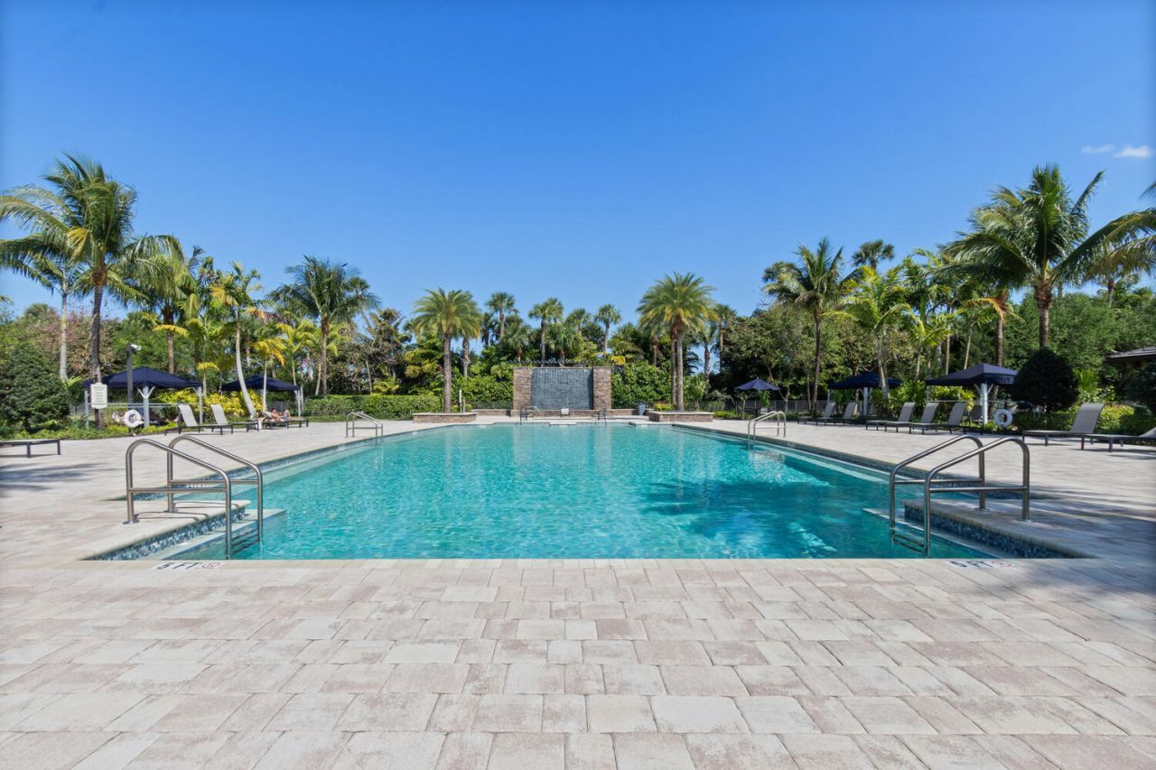 8451 Grand Prix Lane, Boynton Beach, FL 33472 Photo
