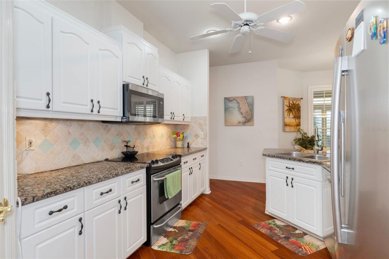 18241 Autumn Lake Boulevard, Hudson, FL 34667 Photo