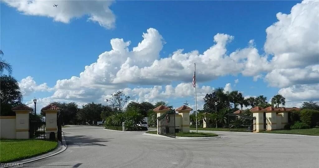9084 Aegean Cir, Lehigh Acres, FL 33936 Photo