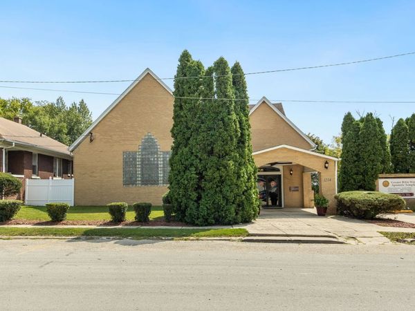 1214 Brown Avenue, Joliet, IL 60432