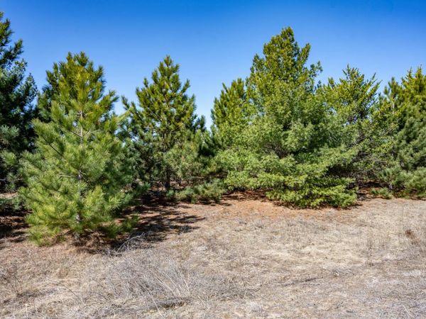 N7593 S Stone Gate Drive, New Lisbon, WI 53950