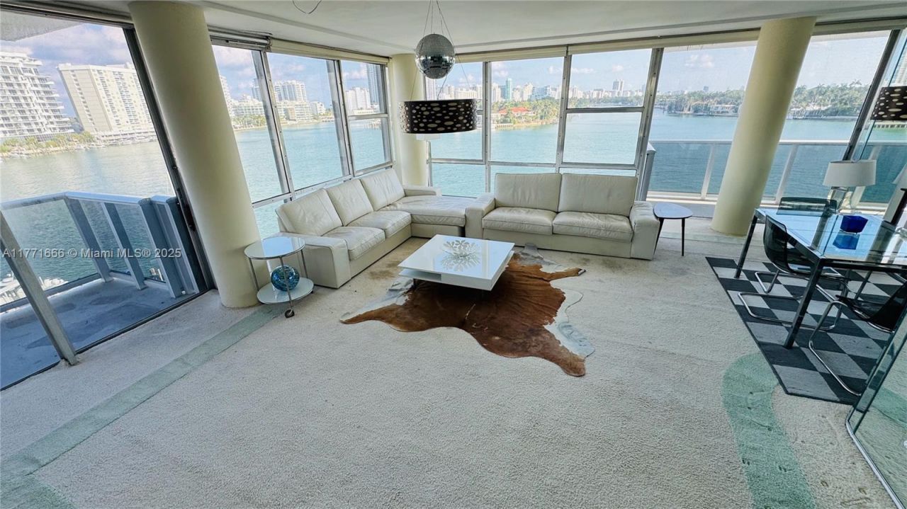 900 Bay Dr, Unit 526, Miami Beach, FL 33141 Photo