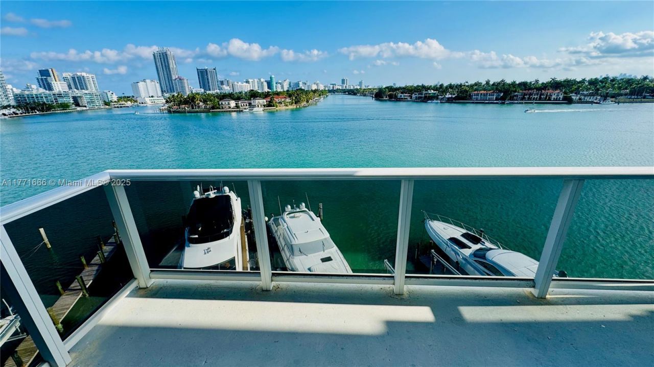 900 Bay Dr, Unit 526, Miami Beach, FL 33141 Photo