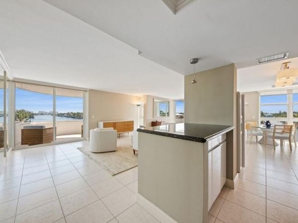 2200 S Ocean Boulevard, Unit 401, Delray Beach, FL 33483