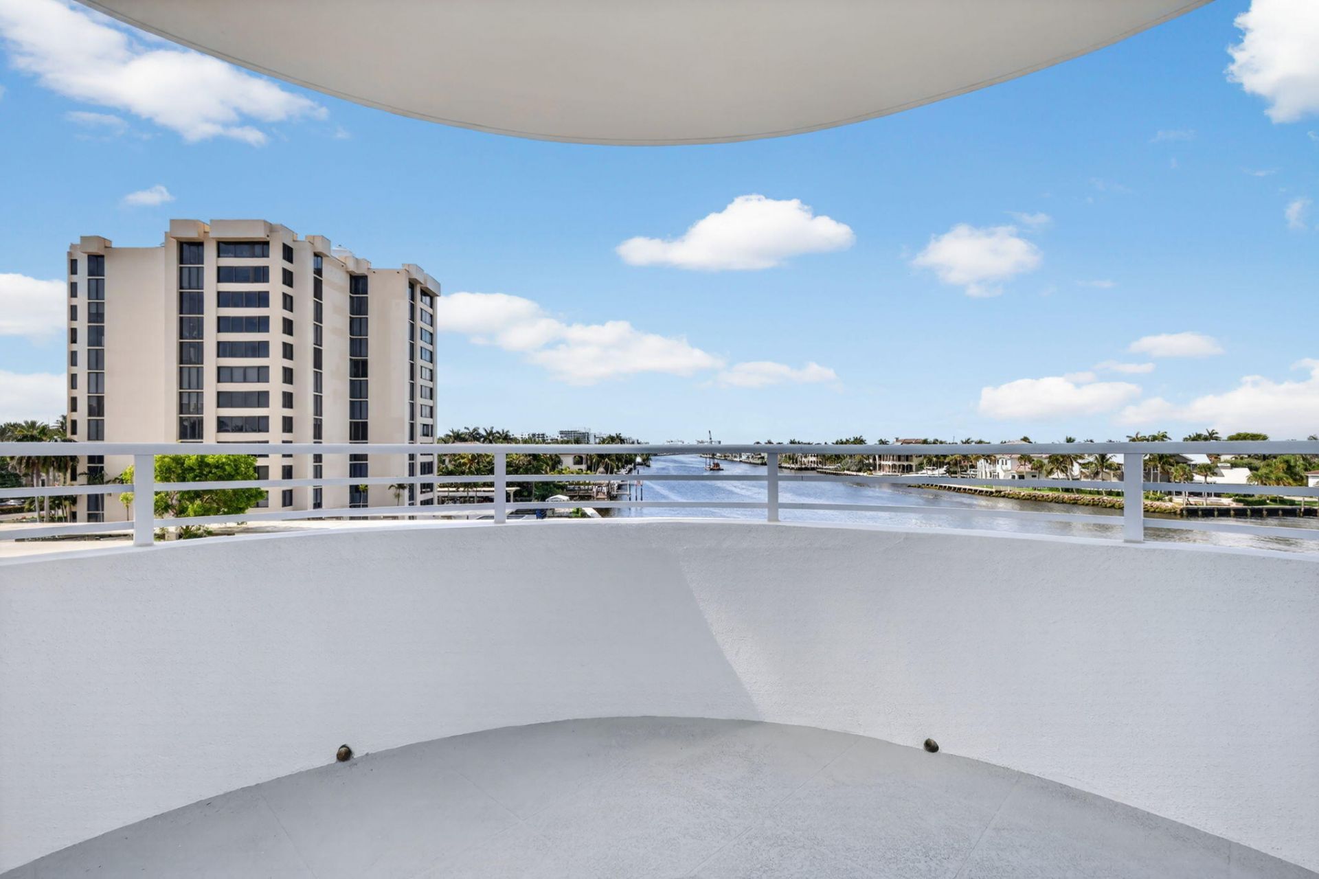 2200 S Ocean Boulevard, Unit 401, Delray Beach, FL 33483 Photo