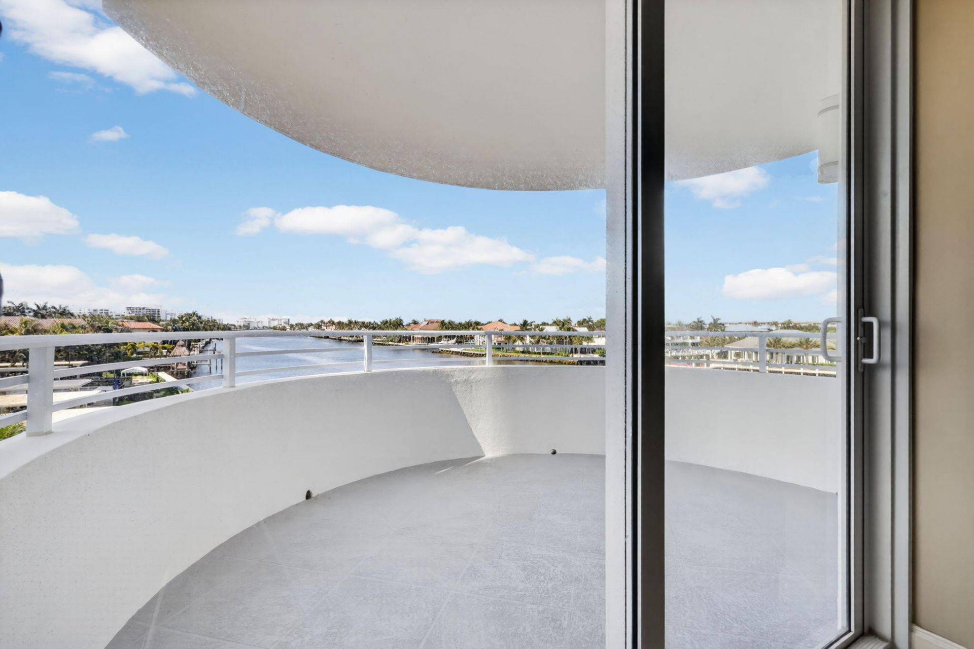 2200 S Ocean Boulevard, Unit 401, Delray Beach, FL 33483 Photo